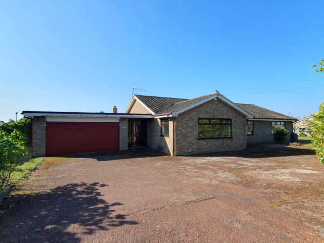 Highfields Drive, Lakenheath, Brandon, IP27 9EH